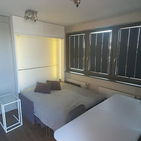Apartment By The Roof Krakau