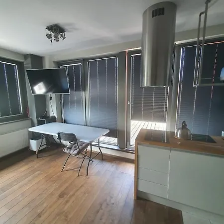 Apartment By The Roof Krakow