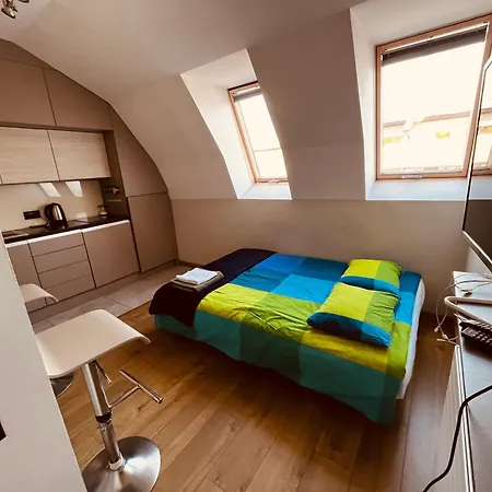 By The Roof Apartment *