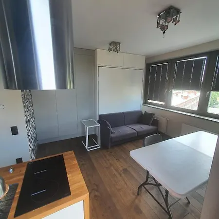 By The Roof Cracóvia