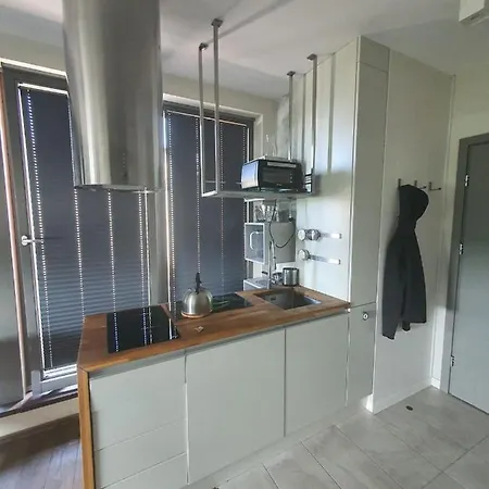 By The Roof Cracóvia